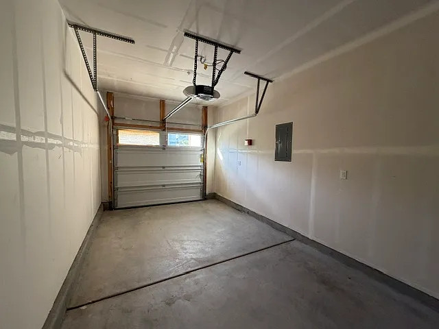 2445 Laurel Clark Ave — Photo 27