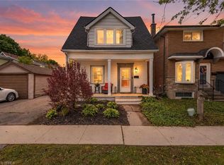 9 Aylmer St, Brantford, ON N3S6J7