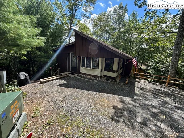 140 Ash Loop, Newland, NC 28657