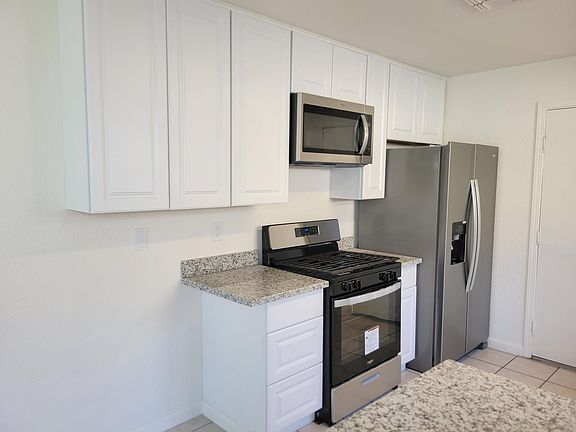 5th image of 701 Alice Rae Cir