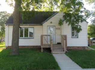 123 6th Ave SE, Pipestone, MN 56164