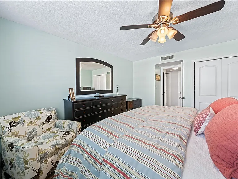 2020 N Atlantic Ave #306 — Photo 30