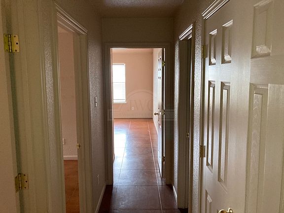 5th image of 1203 Cinch Dr APT A