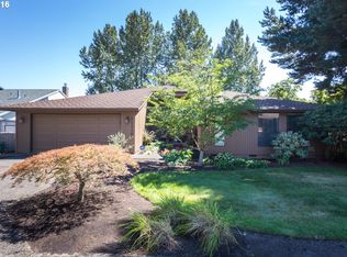 11110 SE Azar Dr, Happy Valley, OR 97086