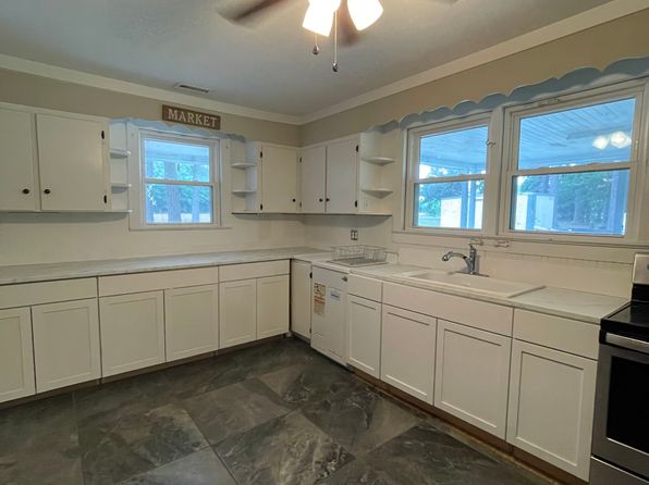 214 Cross Creek Rd