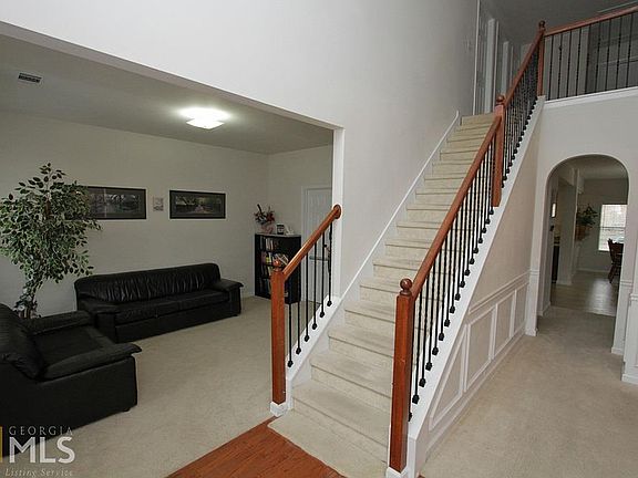 4th image of 3831 Sunbridge Dr