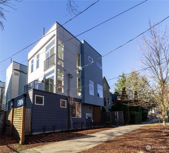 817 18th Avenue, Seattle, WA, 98122
