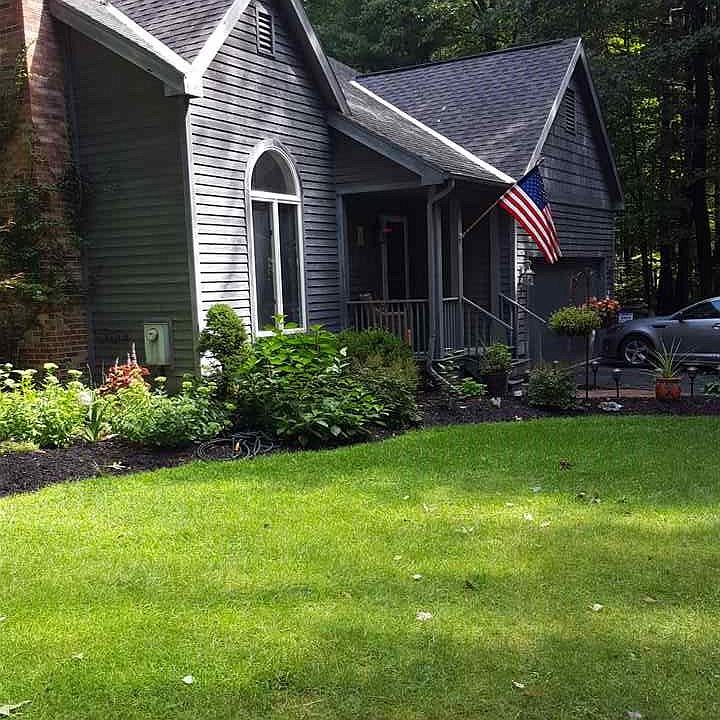 1st image of 5 Knollwood Dr