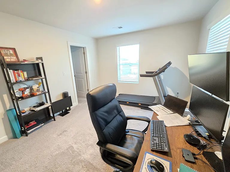 4058 Armstrong Farm Dr — Photo 35