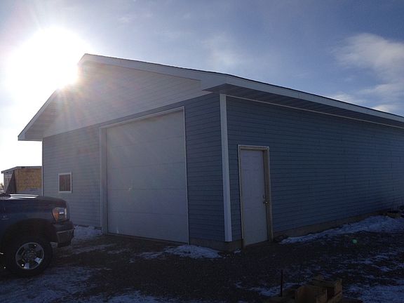 2nd image of 2179 22nd Ave NE