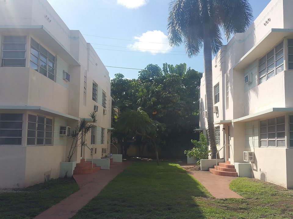 1st image of 714 15th St APT 1