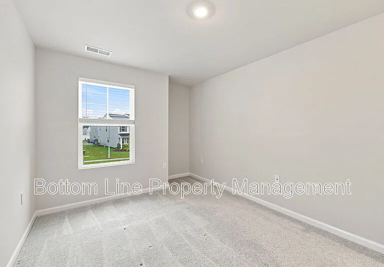 2312 Kasota Ln — Photo 38