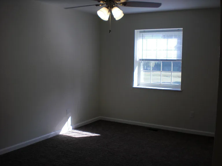 1215 Trails End Rd — Photo 11