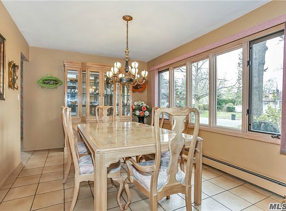4th image of 5 Black Pine Ct