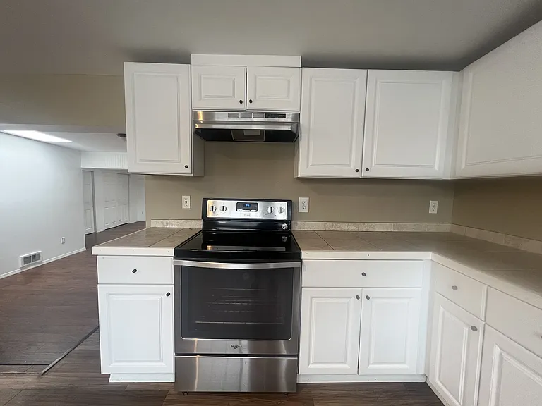 105 S Granite Avenueunit — Photo 14