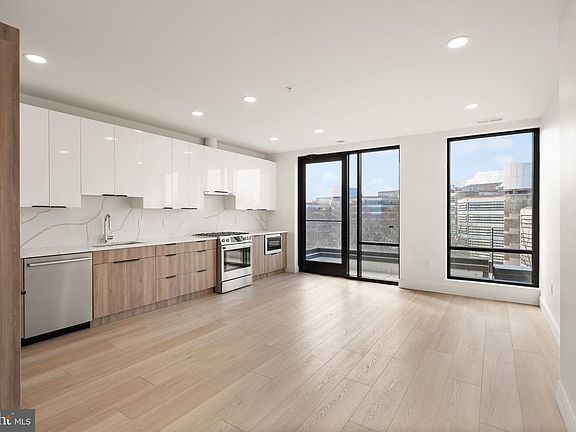 3rd image of 4111 Connecticut Ave NW #Penthouse 601