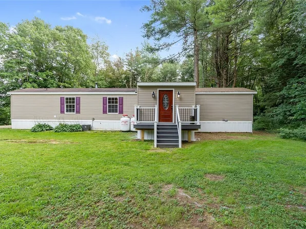 68 Wellwood Dr, Mexico, NY 13114