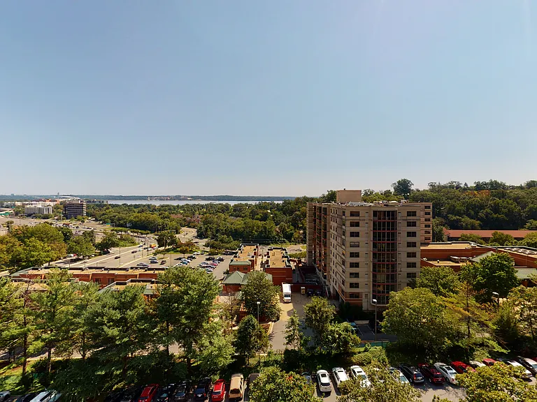 2059 Huntington Ave #1103 — Photo 7