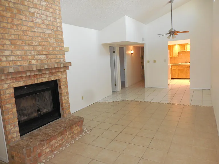 3110 Isla Marino St — Photo 10