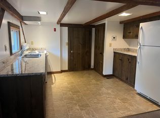 25 High St, Peterborough, NH 03458