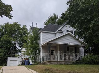 1617 7th St NW, Grand Rapids, MI
