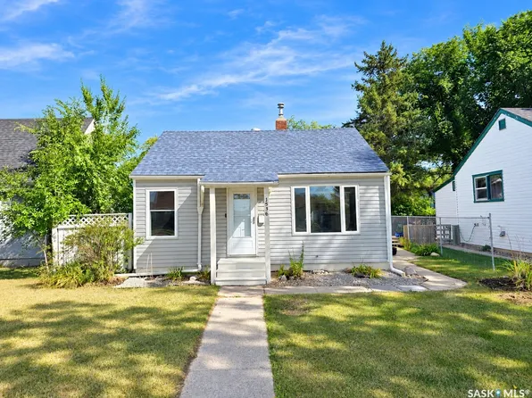 1536 1st Avenue, Saskatoon, SK S7K 1Z3