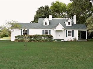 4105 Hogan Rd, Deatsville, AL 36022