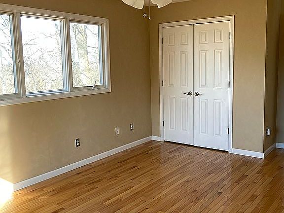 3rd image of 273 Bart Green Dr