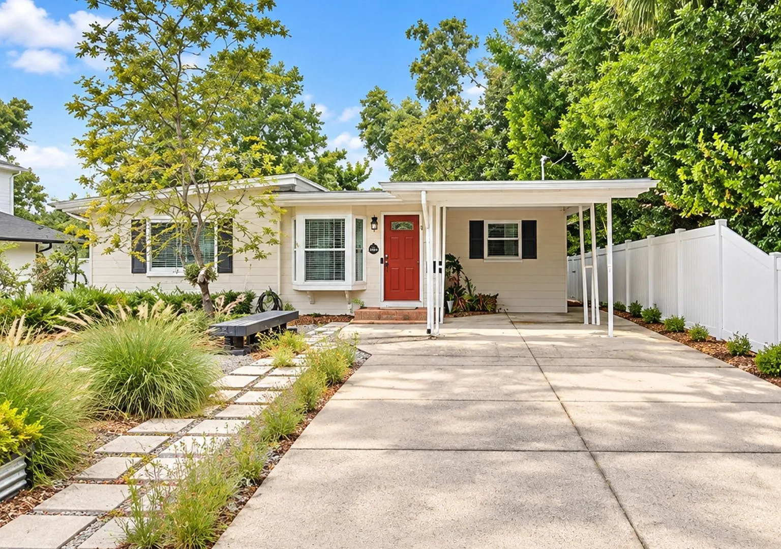 2504 Musselwhite Avenue Orlando, FL 32804 - 1 — Photo 4