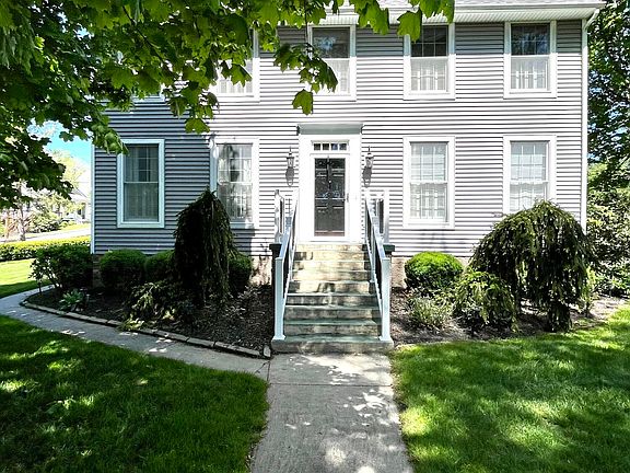 3rd image of 110 Daniels St