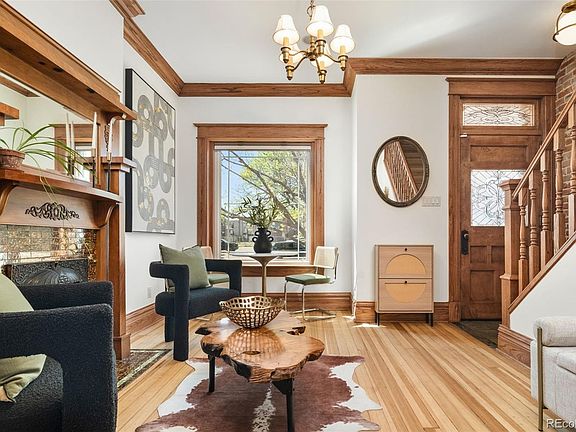 4th image of 607 E 16th Avenue