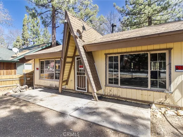 427 Holmes Ln, Sugarloaf, CA 92386