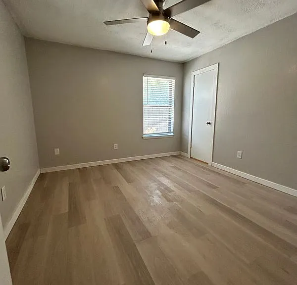 7503 April Ln #7503 — Photo 19