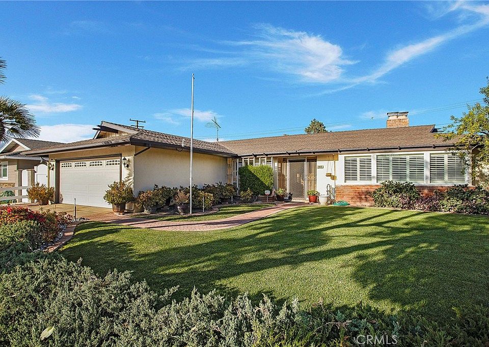 1st image of 2968 Ceylon Dr