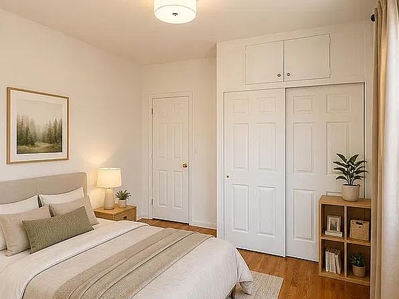 4th image of 422 61st St #W