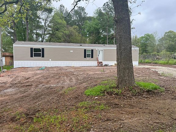 2nd image of 80 Oak Hill Dr