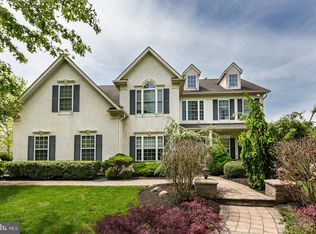 204 Cheswick Dr, North Wales, PA 19454