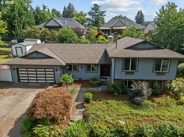 6696 SE Cavalier Way, Milwaukie, OR 97267