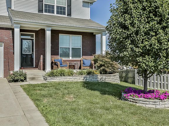 2nd image of 7079 Shadywood Ct