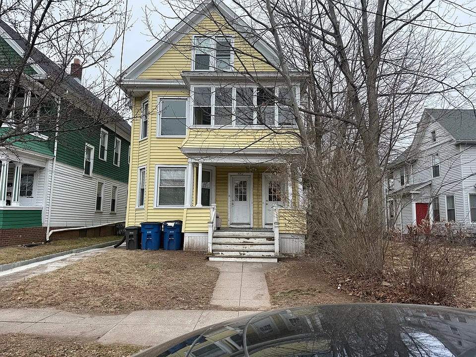 552 Central Ave #1