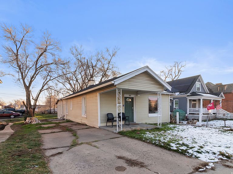 Listing photo 3