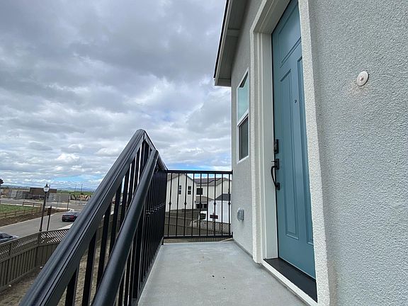 3rd image of 3213 Neil Jerome Dr