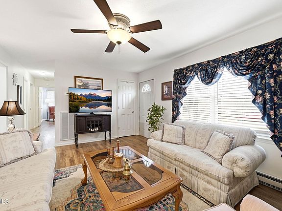 5th image of 21055 Campground Rd