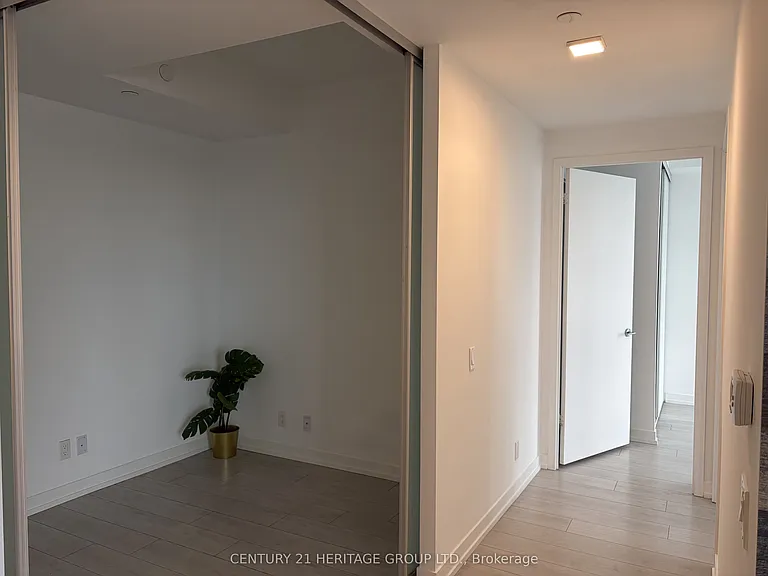 5 Buttermill Ave #6001 — Photo 18