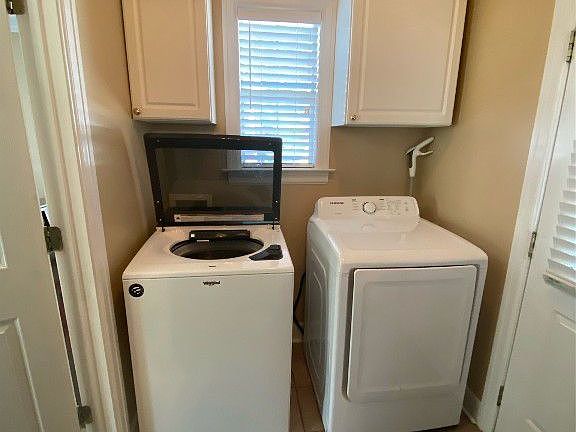 2nd image of 8512 Carillion Pl