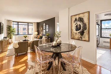 2025 Broadway, #12D
