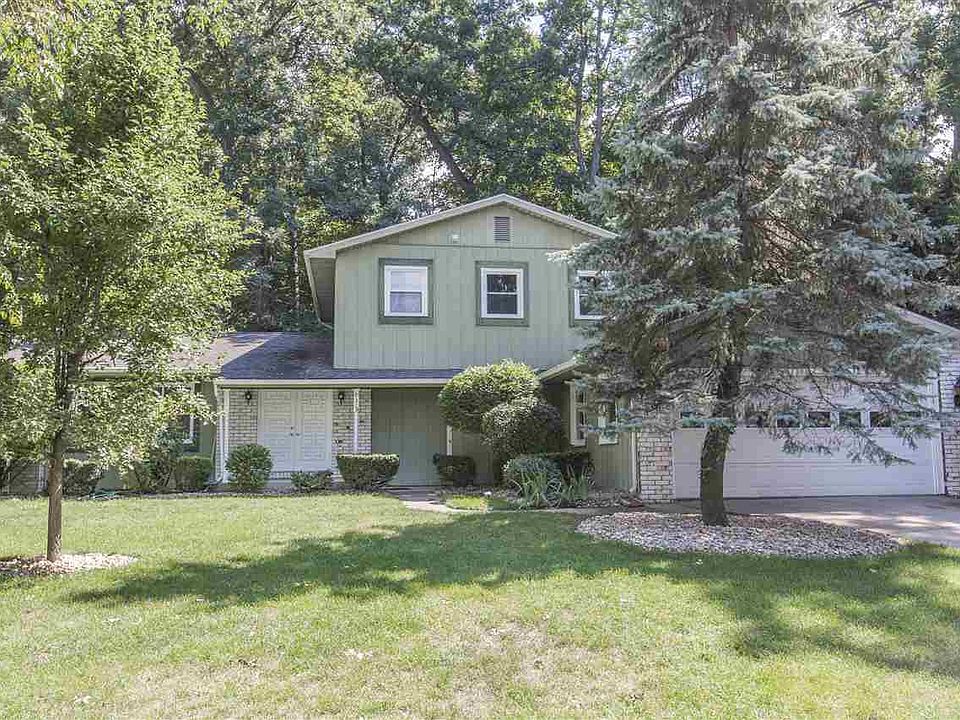 1st image of 937 Deepwood Dr
