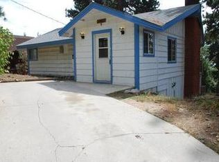 31403 Circle View Dr, Running Springs, CA 92382