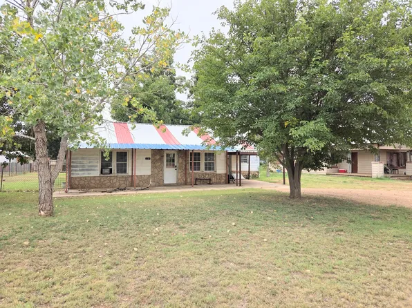 231 Main St, Quitaque, TX 79255