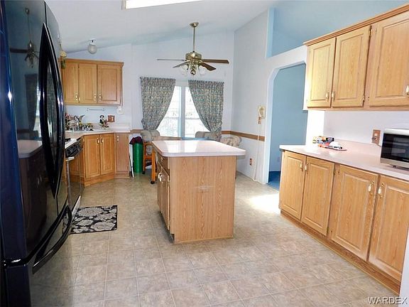 5th image of 1386 Tuthill Ln